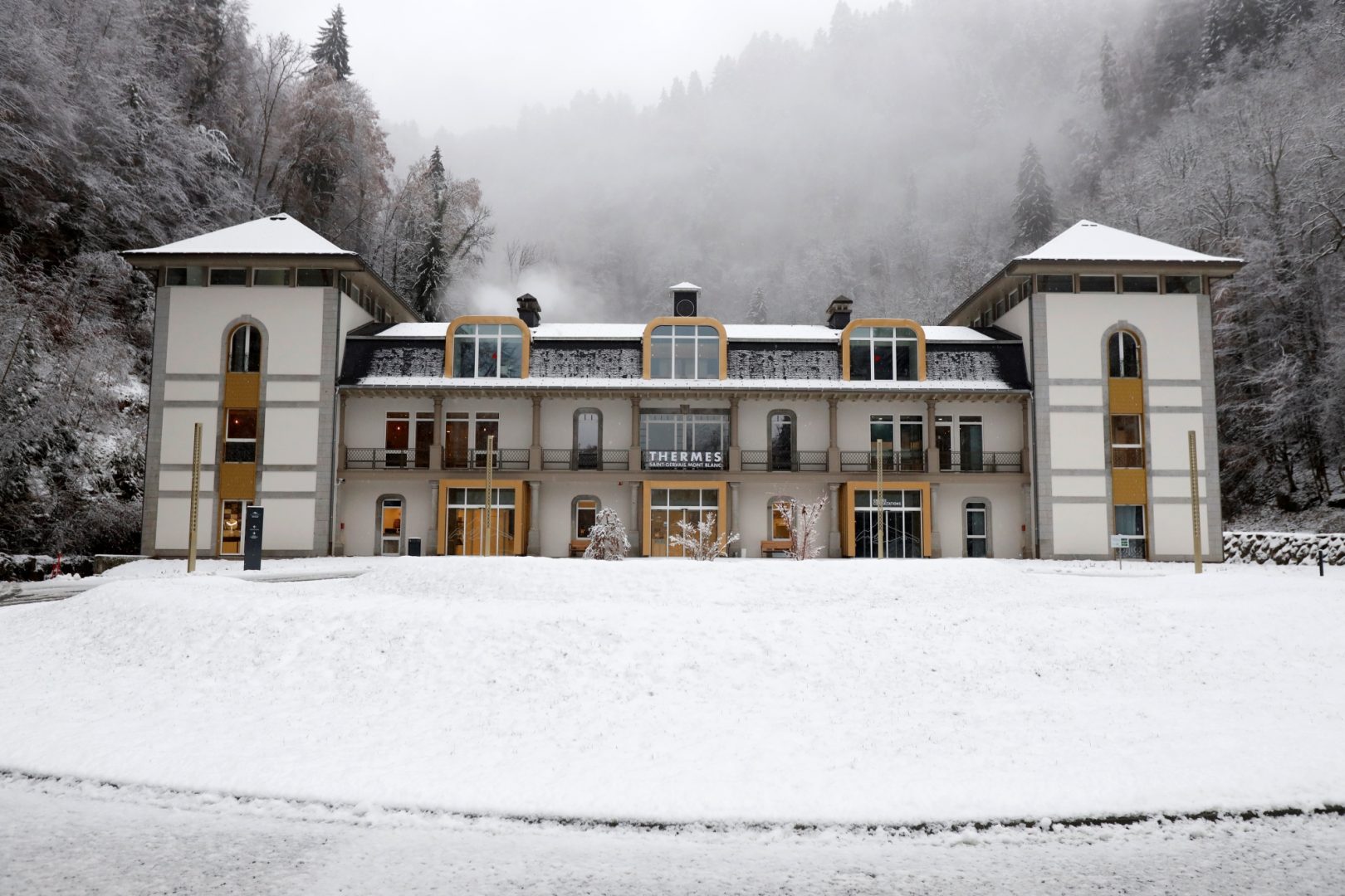 Les Bains du Mont-Blanc en mode extérieur - Actumontagne